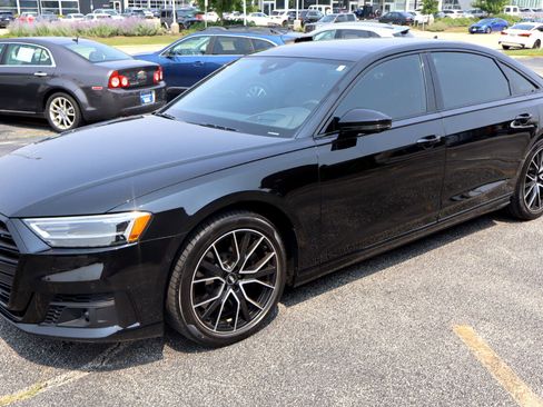 Used 2020 Audi A8 L 4.0T w/ Sport Plus Package image 5