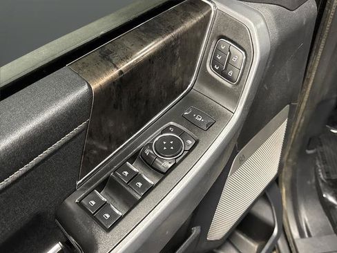 Used 2024 Ford F250 Lariat w/ Sport Appearance Package image 31