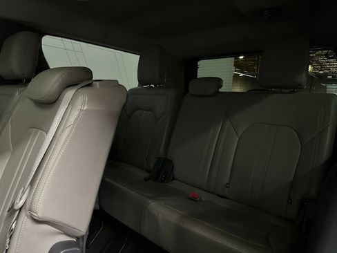 Used 2021 Ford Expedition Max Limited RWD image 46