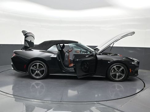 Used 2024 Ford Mustang Premium RWD image 36