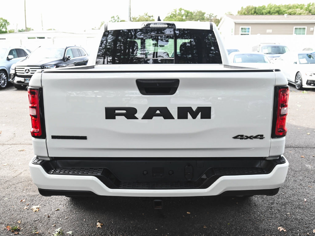 Used 2025 RAM 1500 Big Horn AWD/4WD image 5