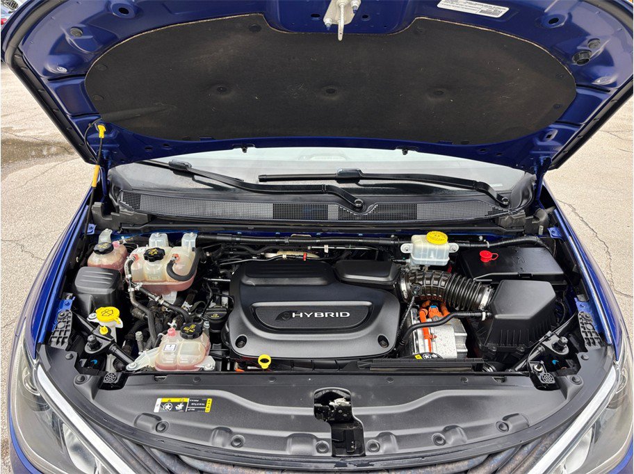 Used 2018 Chrysler Pacifica Limited FWD image 49