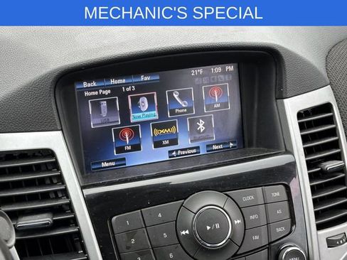 Used 2014 Chevrolet Cruze LT w/ Technology Package image 24