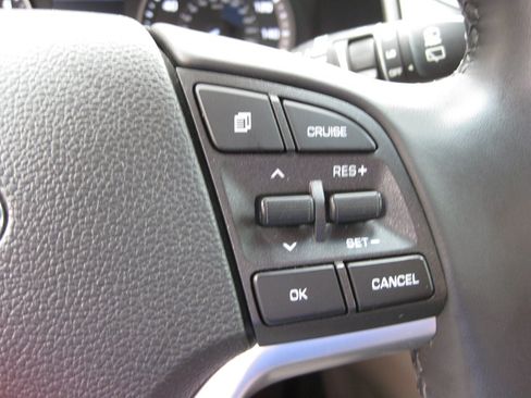 Used 2021 Hyundai Tucson Limited FWD image 18