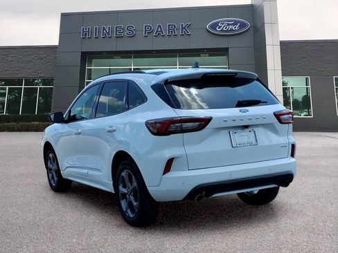 Used 2023 Ford Escape ST-Line w/ Tech Pack #1 AWD/4WD image 5