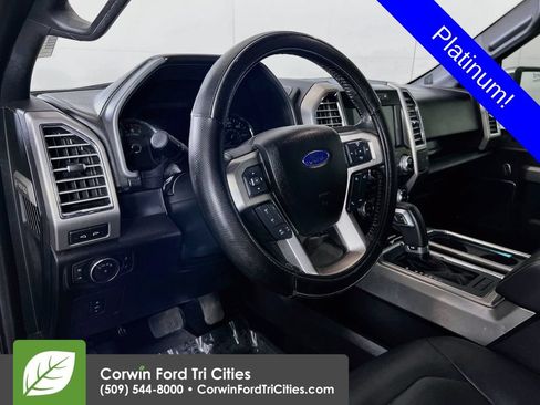 Used 2016 Ford F150 Platinum w/ Equipment Group 701A Luxury AWD/4WD image 3