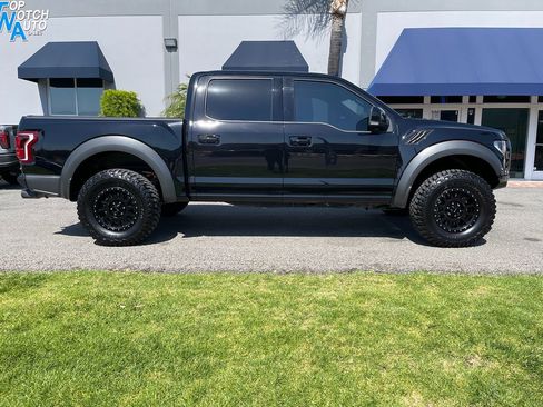 Used 2020 Ford F150 Raptor w/ Equipment Group 802A Luxury AWD/4WD image 4