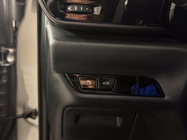 Used 2025 Lexus NX 350h AWD w/ Accessory Package (2T) image 28