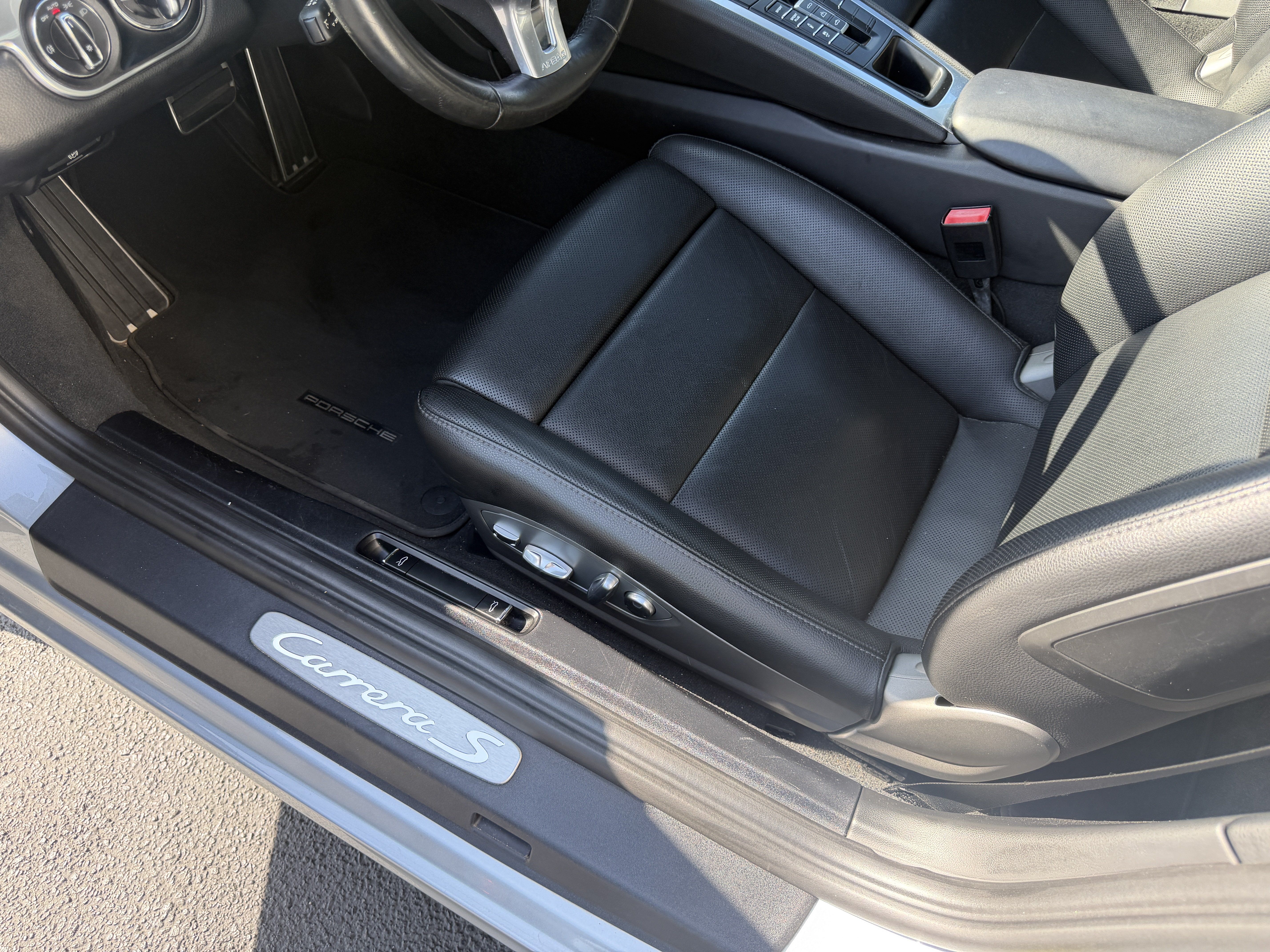 Certified 2016 Porsche 911 Carrera S RWD image 13