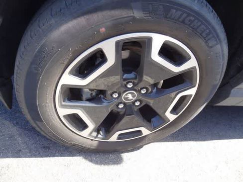Used 2023 Ford Bronco Sport Outer Banks w/ Tech Package AWD/4WD image 12