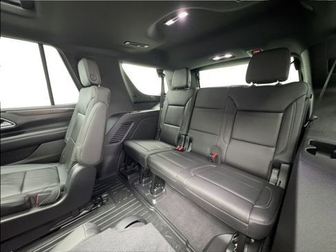 Used 2021 Chevrolet Tahoe LT w/ LT Signature Package RWD image 26