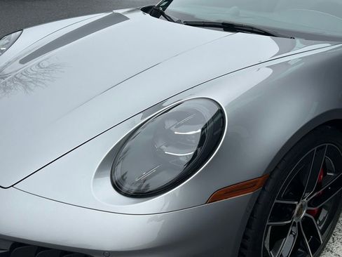 Certified 2026 Porsche 911 Carrera GTS image 19