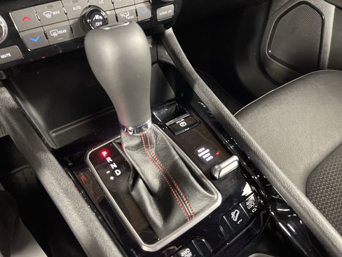 Used 2024 Jeep Compass Trailhawk image 25