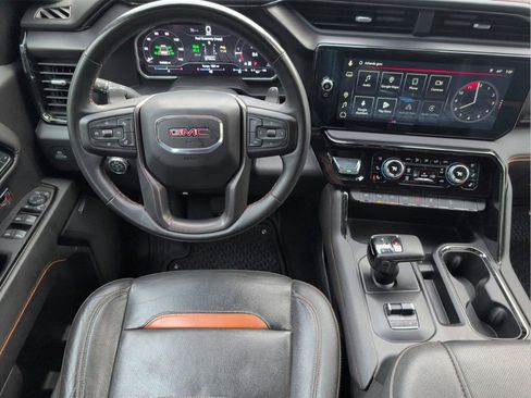Used 2024 GMC Sierra 1500 AT4 w/ AT4 Premium Package image 33