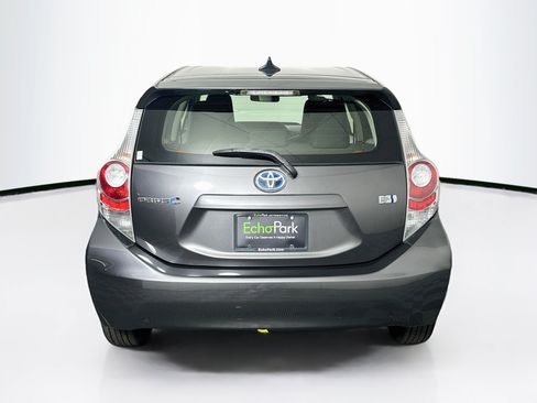 Used 2014 Toyota Prius C One FWD image 7