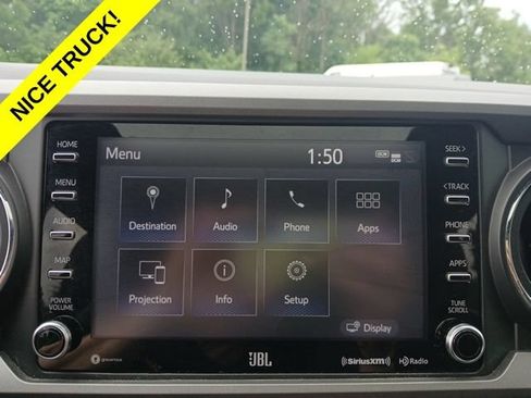 Used 2022 Toyota Tacoma TRD Sport w/ TRD Premium Sport Package AWD/4WD image 22