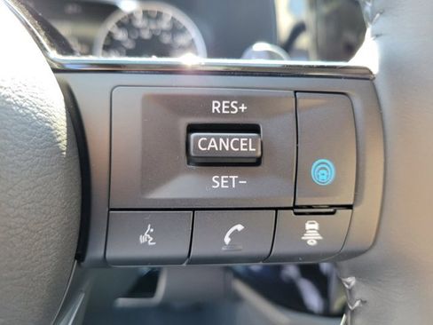 New 2025 Nissan Pathfinder SL image 21