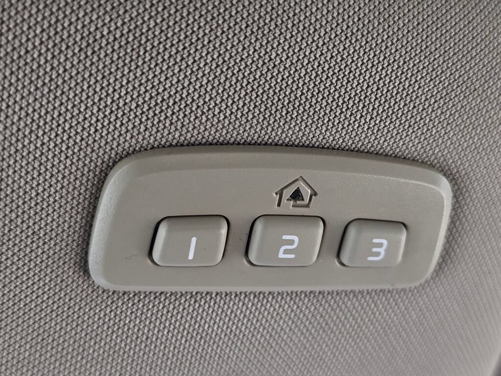 Used 2009 Volvo XC90 3.2 AWD/4WD image 32