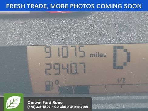 Used 2013 smart fortwo pure RWD image 9