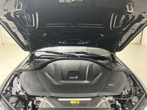 Certified 2023 BMW i4 eDrive35 image 29