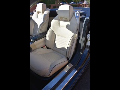 Used 2015 Mercedes-Benz SL 550 w/ Driver Assistance Package image 39