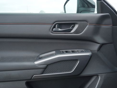 New 2026 Nissan Pathfinder Rock Creek AWD/4WD image 18