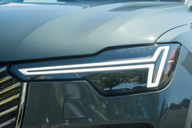 New 2027 Volvo XC90 B6 Plus AWD/4WD image 15