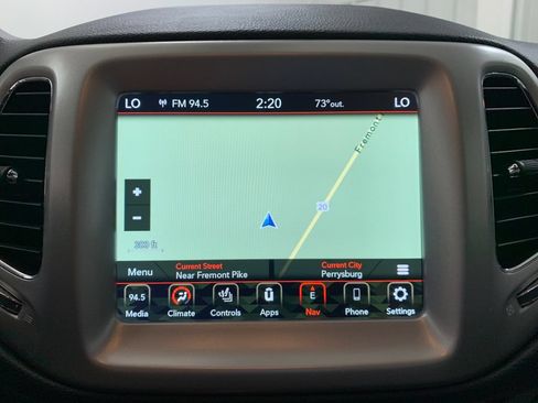 Used 2021 Jeep Compass Latitude AWD/4WD image 30