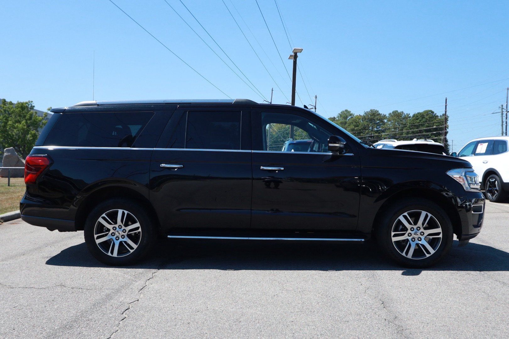 Used 2023 Ford Expedition Max Limited RWD image 6
