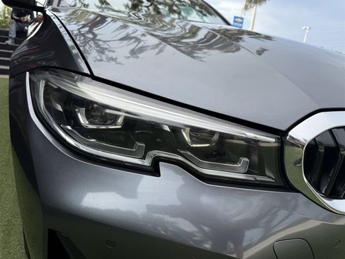 Used 2022 BMW 330i Sedan w/ Premium Package RWD image 9