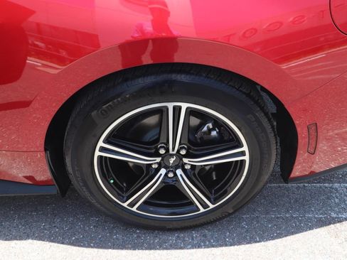 Used 2024 Ford Mustang Coupe RWD image 14
