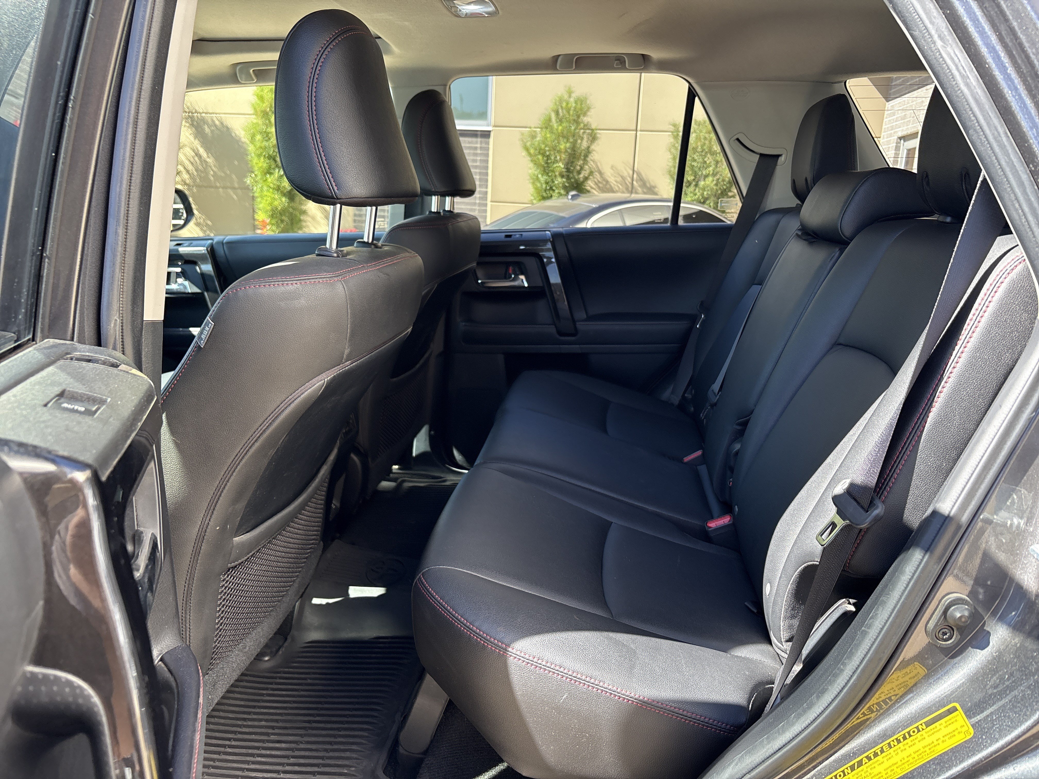 Used 2020 Toyota 4Runner TRD Off-Road Premium w/ Moonroof Package AWD/4WD image 31