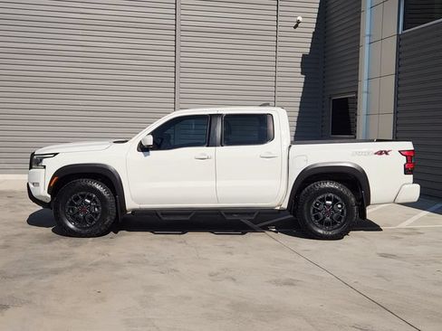 Used 2023 Nissan Frontier PRO-4X w/ Pro-4X Premium Package AWD/4WD image 5