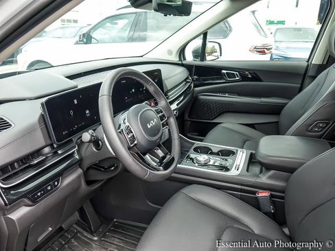 Used 2026 Kia Carnival SX Prestige FWD image 12