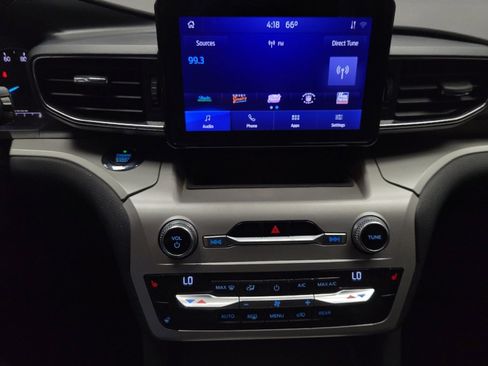 Used 2021 Ford Explorer XLT w/ Equipment Group 202A image 25