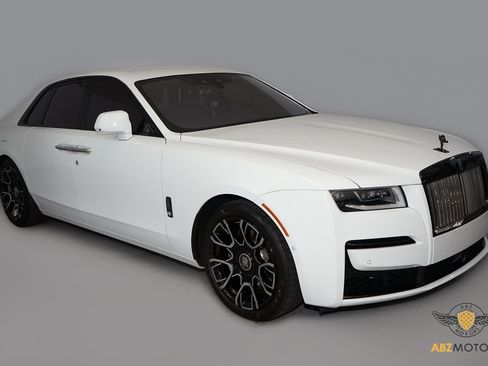 Used 2023 Rolls-Royce Ghost Black Badge image 2