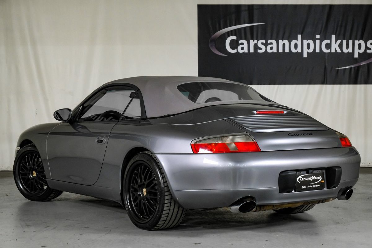 Used 2001 Porsche 911 Carrera RWD image 10