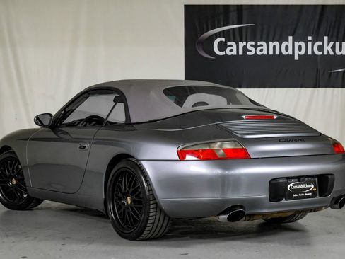 Used 2001 Porsche 911 Carrera RWD image 10