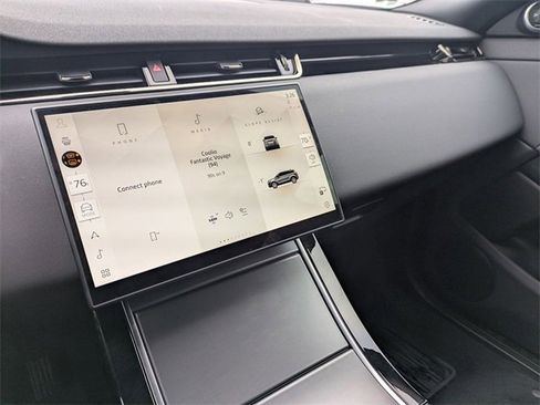 Used 2026 Land Rover Range Rover Evoque S image 11