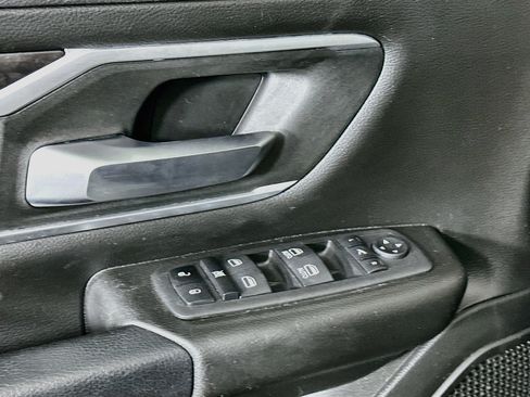 Used 2023 RAM 1500 Big Horn AWD/4WD image 15