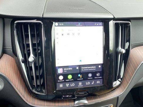 Used 2023 Volvo XC60 B6 Ultimate w/ Protection Package Premier AWD/4WD image 21