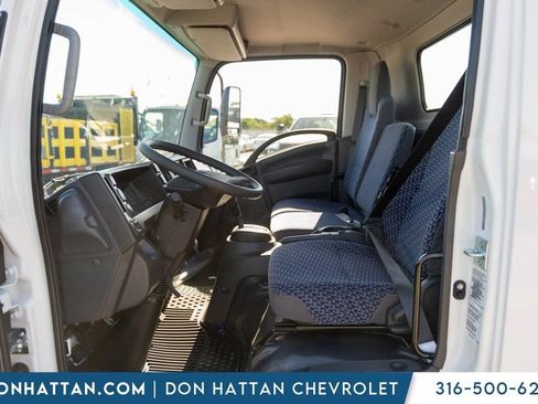 New 2025 Chevrolet Low Cab Forward image 4