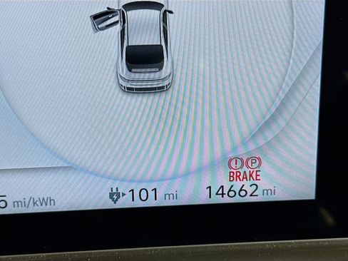 Used 2024 Hyundai Ioniq 6 SE RWD image 19