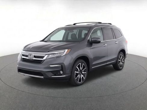 Used 2020 Honda Pilot Touring image 1