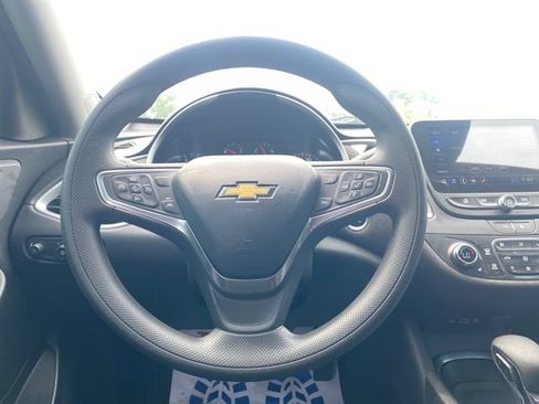 Used 2023 Chevrolet Malibu LT FWD image 21