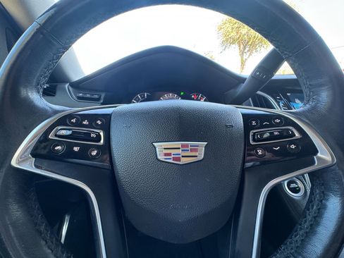 Used 2018 Cadillac Escalade Luxury image 19