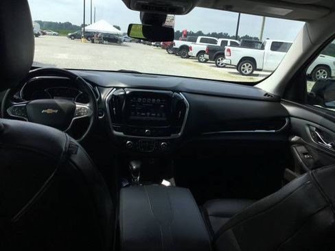 Used 2018 Chevrolet Traverse Premier w/ Redline Edition AWD/4WD image 13