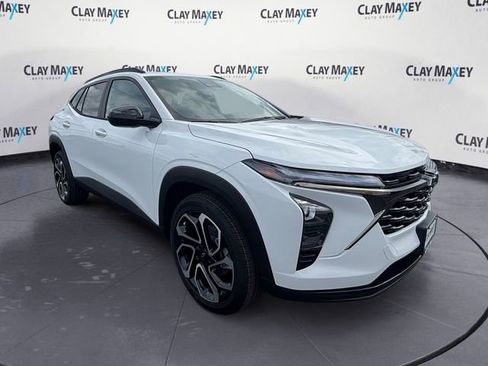 New 2026 Chevrolet Trax RS image 7