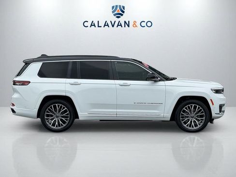 Used 2024 Jeep Grand Cherokee L Summit AWD/4WD image 8
