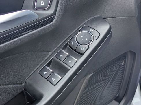 Used 2025 Ford Escape ST-Line w/ Tech Pack #1 FWD image 13